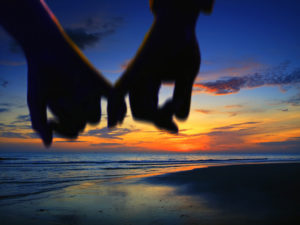 Prenuptial Agreement Tallahassee, FL - lover holding hand walking on the beach