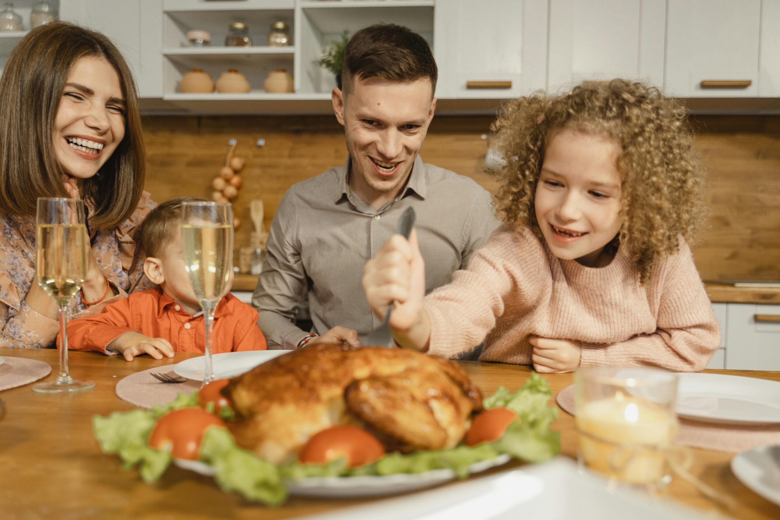 Thanksgiving Custody Hacks: Creative Solutions for Split Families