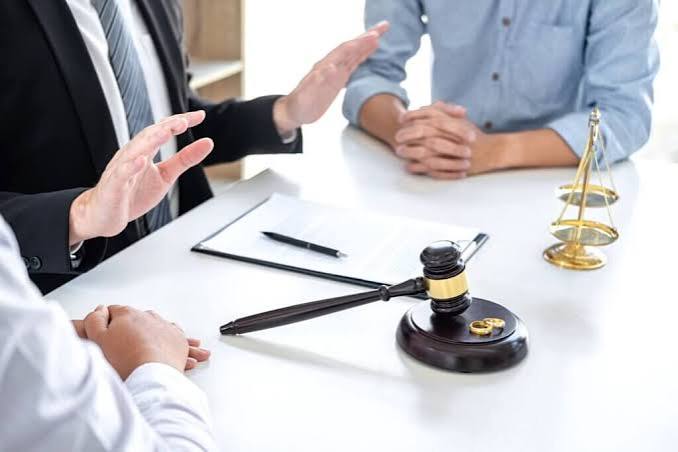 How Much Does a Military Divorce Lawyer Cost in Tampa, and What Affects the Price?