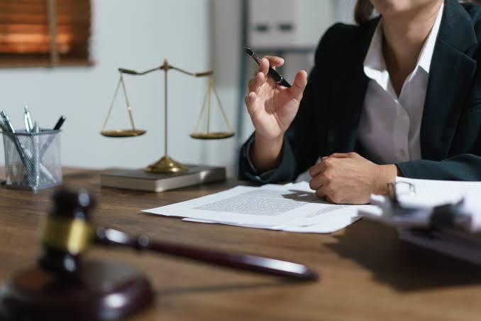 Tampa Divorce Lawyer Explains What Florida Law Requires Before a Domestic Violence Injunction Can Be Granted