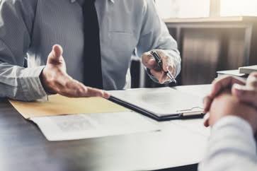 Tampa Divorce Lawyer Explains What Florida Courts Look for in a Stalking Injunction Case