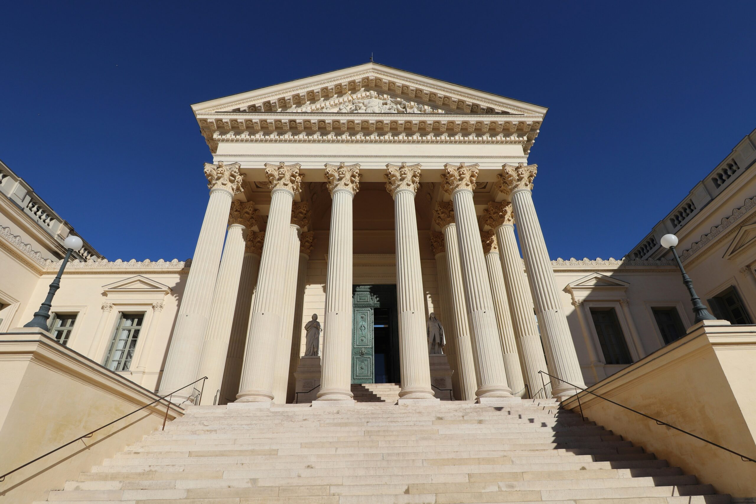 A Tampa Divorce Lawyer Explains Why Florida Judges Must Show Their Work on Child Support and Contempt